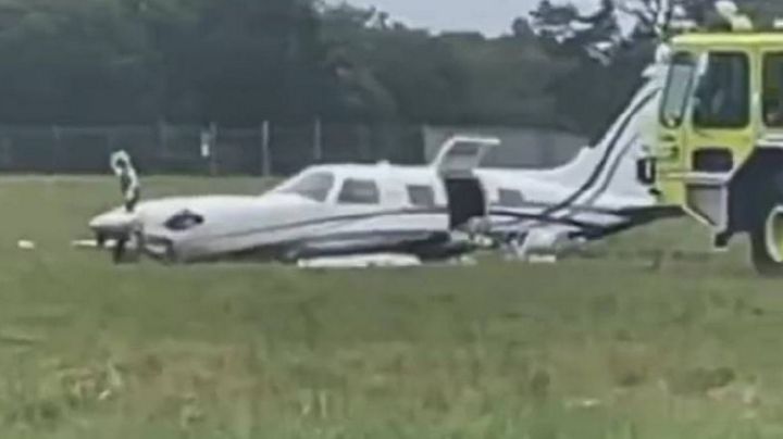 Piloto de avioneta se desmaya; pasajera toma el control y aterriza de emergencia | VIDEO