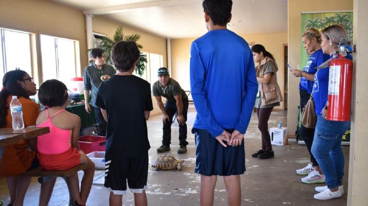 Les llevan diversión a los niños en vacaciones de verano
