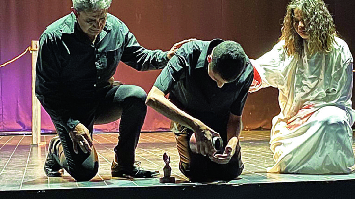 Fue el regreso del programa Jueves en el Teatro Lucio Blanco de la Casa de la Cultura de Nuevo Laredo