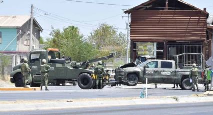 Chocan militares contra camioneta de artesanías al poniente de Nuevo Laredo