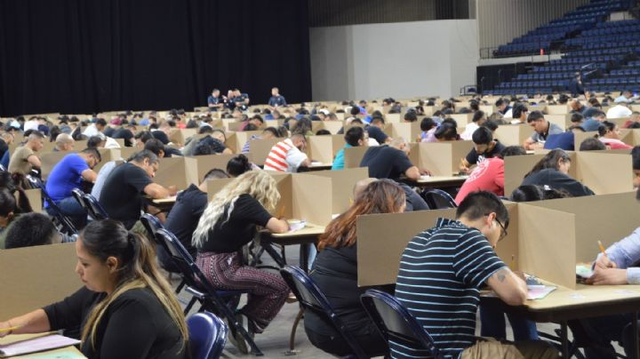 Presentan examen 486 aspirantes al cuerpo de policías en Laredo, Texas