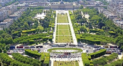 Cinco hombres abusan de mexicana cerca de la Torre Eiffel en París; hay dos detenidos