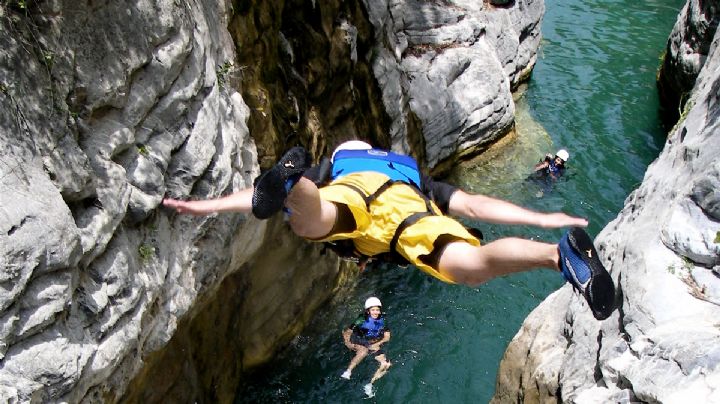 Cañón de Matacanes en Nuevo León, la aventura extrema perfecta para el verano