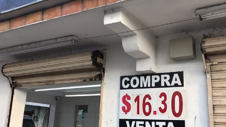 Rompe superpeso récord ante el dólar