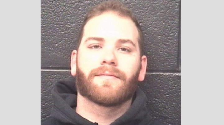 Lo buscan por comprar cervezas con tarjeta bancaria de adulto mayor