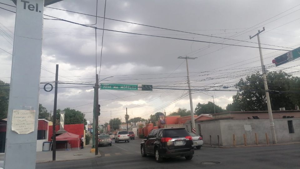 Fuertes vientos y nubes negras en Nuevo Laredo