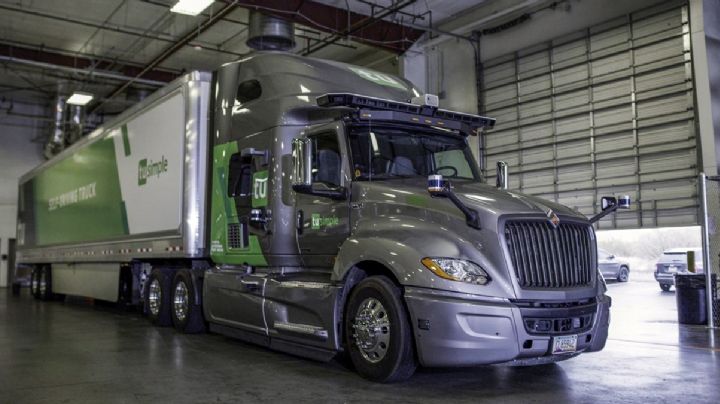 ¿Qué pasará con los traileros con la llegada masiva de los camiones que se manejan solos?