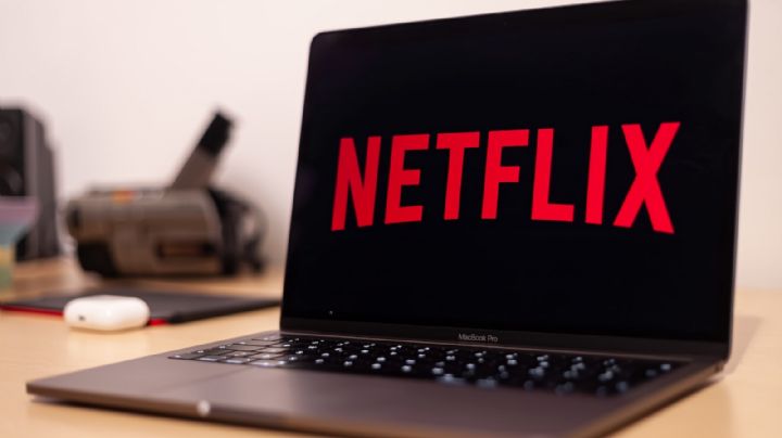 Ofrece Netflix empleo desde casa con sueldo de hasta 15 millones de pesos al año