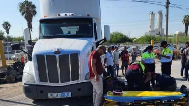 Motociclista choca con tráiler en Carretera Nacional de Nuevo Laredo