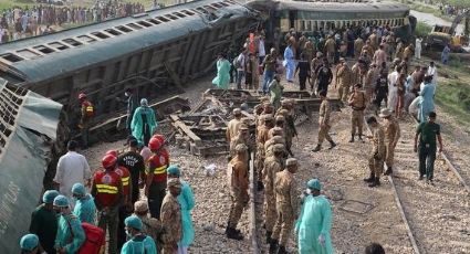 Descarrilamiento de tren en Pakistán deja 23 muertos y más de 80 heridos