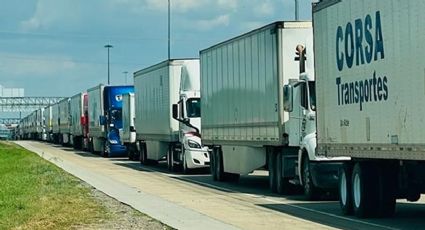 Se cae sistema aduanal en los puentes y provoca caos en las calles de Laredo, Texas