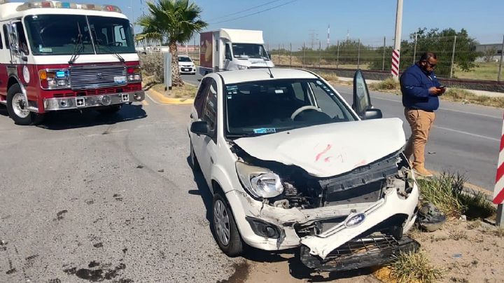 Choque entre féminas: se impactan Ikon y Cobalt frente a la antigua UVM