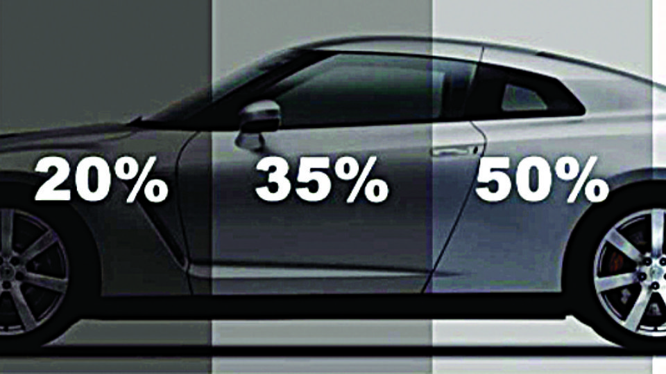 Los vidrios oscuros de más pueden causar accidentes.