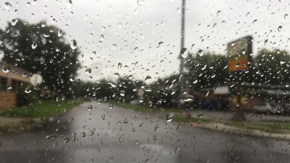 Prevén lluvia al sur de Texas por frente frío