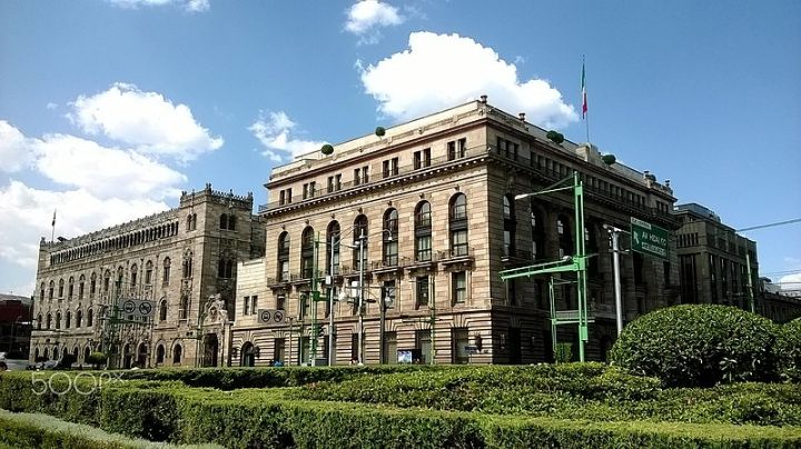Banxico advierte por fraude que emplea inteligencia artificial