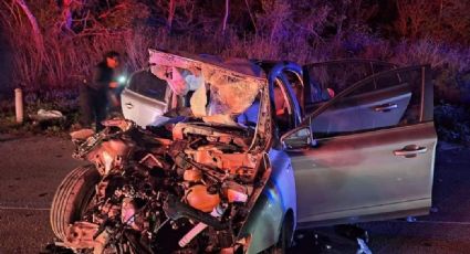 Terrible tragedia en carretera: mueren 5 jóvenes estudiantes al chocar contra pipa