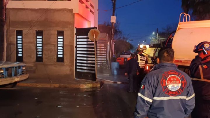 Familia se salva de milagro en incendio de su casa en Colonia Infonavit; el humo casi los mata