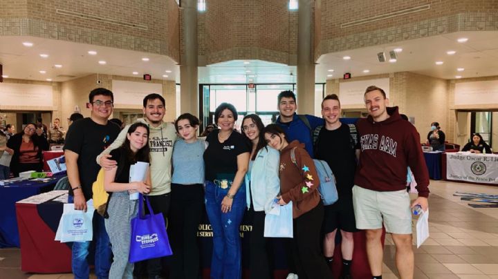 TAMIU y la DEA se unen en Laredo para recaudar medicamentos que ya no se usen en los hogares