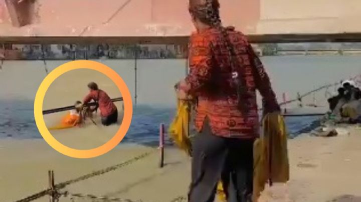 MOMENTO EXACTO en el que mujer salva a joven de morir ahogado; lo arrastraba la corriente