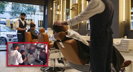 Barbero le corta el cabello y cliente termina asaltándolo | VIDEO