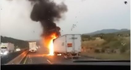 Se calcina cabina de tráiler en la Autopista Monterrey-Nuevo Laredo; ¿carretera está cerrada? | VIDEO