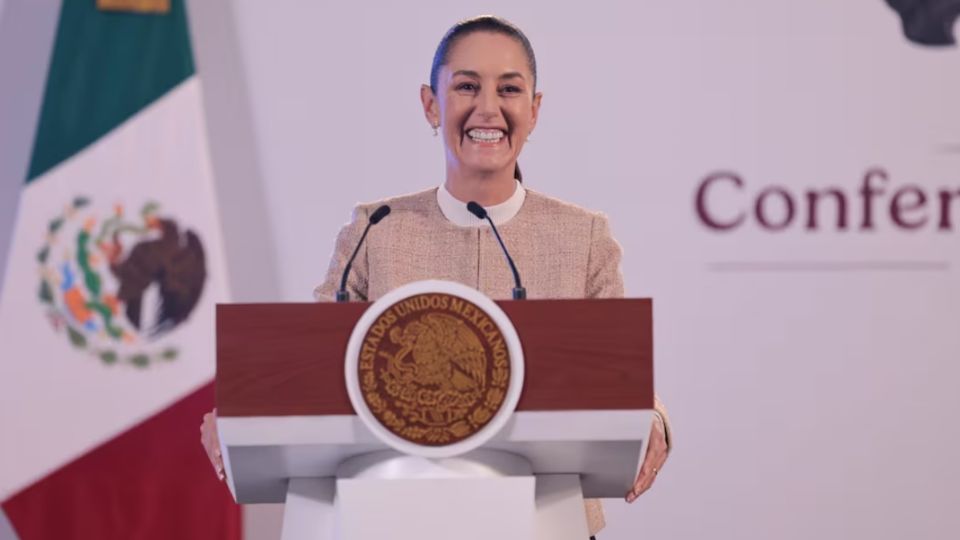 La mandataria federal aclaró la necesidad de acabar con la corrupción y el nepotismo en esta área de la organización mexicana