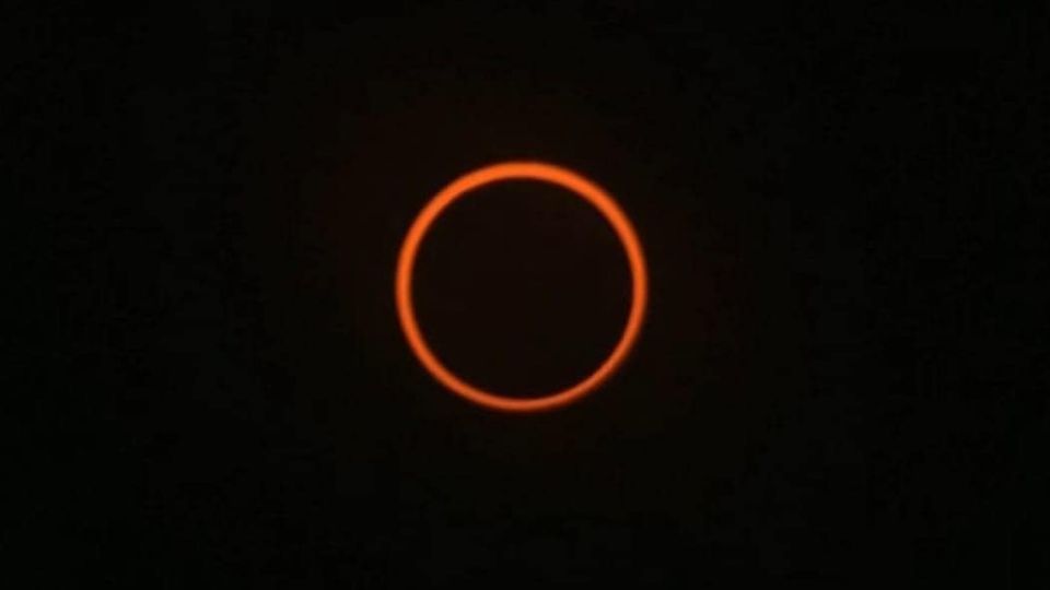 En México no fue un eclipse total, pero en Argentina y Chile sí.