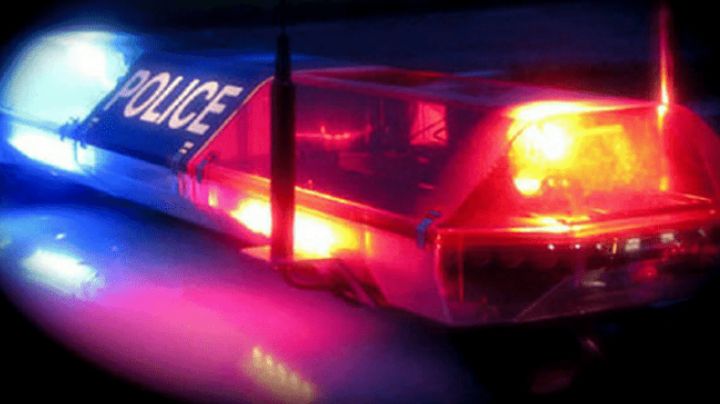 Detienen a pistolero en Laredo; conducía a máxima velocidad en su auto