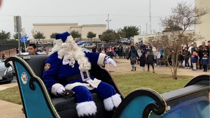 Laredo: Santa Claus Azul repartirá regalos; hay que inscribir a los pequeños