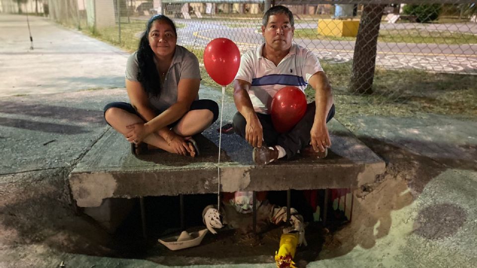 El monstruoso personaje se ubica en las calles Paseo Loma Real y Avenida Tecnológico.