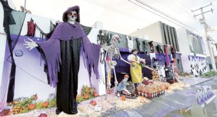 Se 'llena de miedo' la colonia Viveros con espeluznantes decoraciones de Halloween