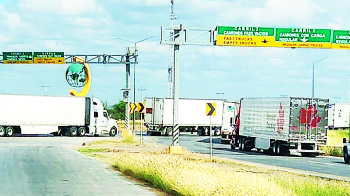 Vuelven al Puente III filas de 20 kilómetros