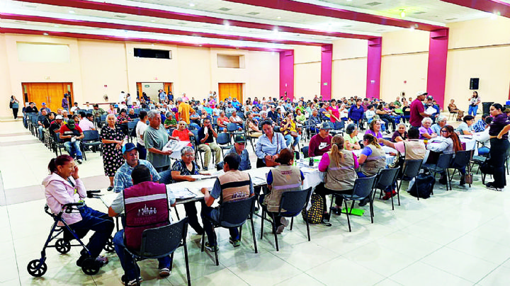 Censo de abuelos para Bienestar se hará casa por casa