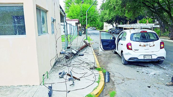Nuevo Laredo: conductor fantasma tumba poste y deja sin cable a los vecinos de la colonia Madero