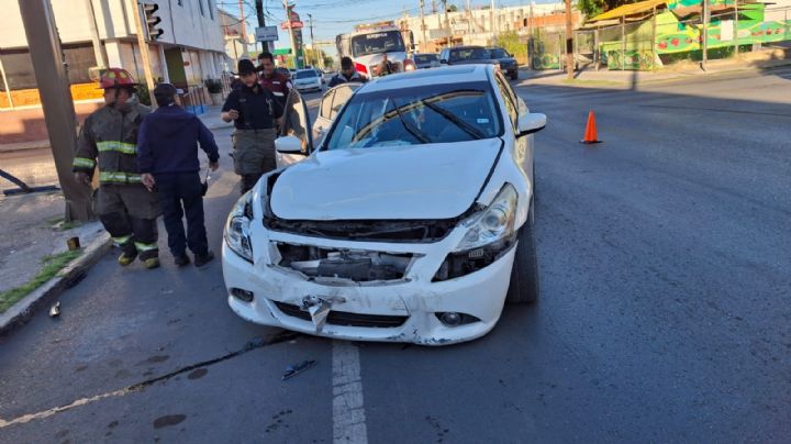 Camila no llegó a su escuela; vehículo choca auto de su madre en el Centro de Nuevo Laredo