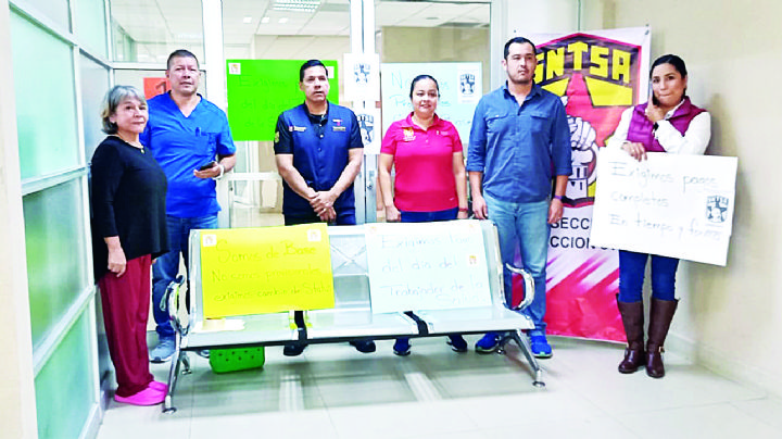 Protestan empleados en el Hospital General de Nuevo Laredo