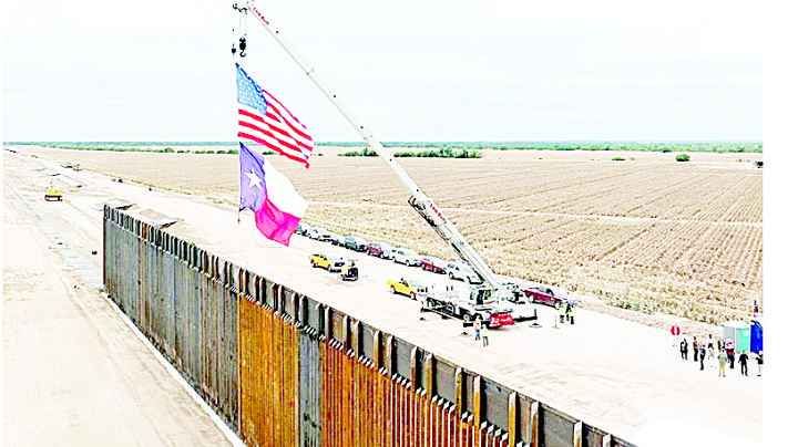 Ponen en marcha muro fronterizo en Texas