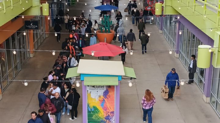 Black Friday: compradores abarrotan las tiendas de Laredo en busca de las mejores ofertas