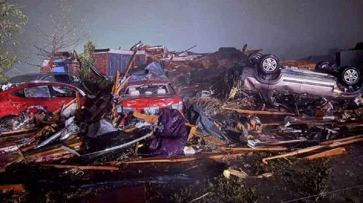Cinco tornados toman por sorpresa a habitantes de Oklahoma; al menos 100 casas fueron destruidas