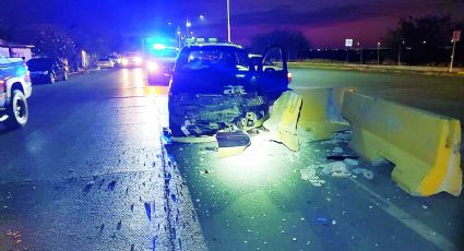 Nuevo Laredo: abuelito destroza su camioneta al chocar contra muro cerca del Puente Internacional I