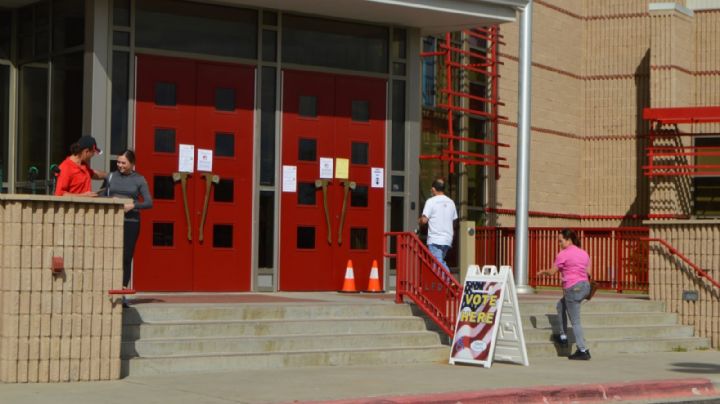 Buscan 16 aspirantes cuatro puestos de Regidor en Laredo
