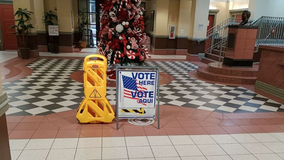 Baja participación de votantes.