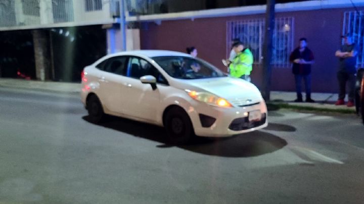 Dama en completo estado de ebriedad causa accidente en la colonia Zaragoza; fue detenida