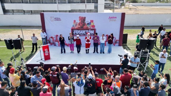 Niños de la colonia Villas de San Miguel reciben más de 4 mil juguetes