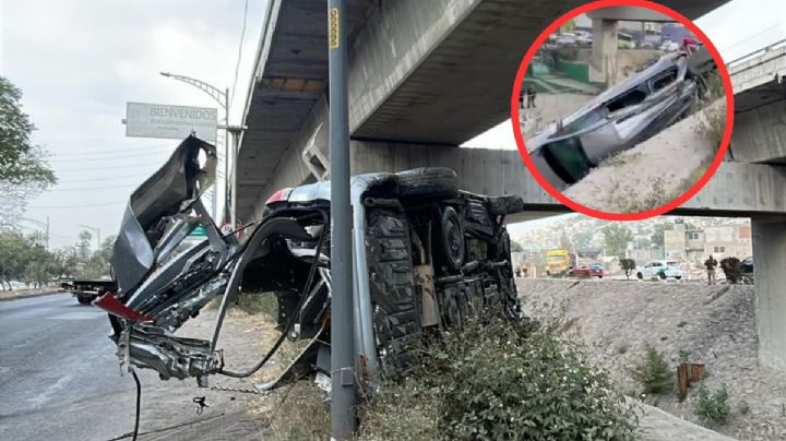 Conductor cae a canal de aguas negras; tuvo que ser rescatado para no morir ahogado | VIDEO