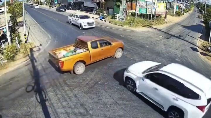 Choque mortal triple donde nadie frena genera debate; ¿quién tuvo la culpa? | VIDEO