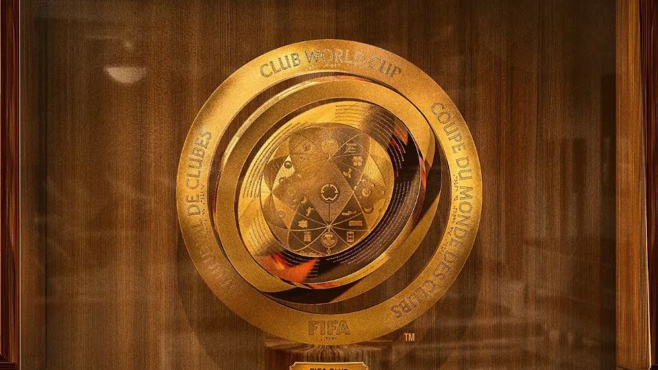 El trofeo que levantará el campeón del Mundial de Clubes.