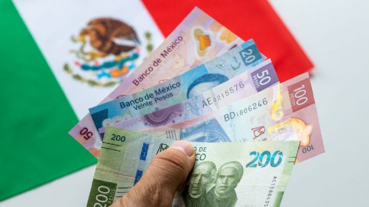 Día de la Bandera: ¿Hay pago doble por trabajar el 24 de febrero si es feriado?