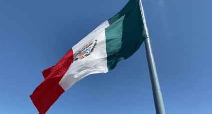 Día de la Bandera: escuelas de Nuevo Laredo reciben el Lábaro Patrio