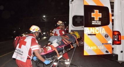 Nuevo Laredo: Motociclista atropella a hombre en bicicleta; le rompe ambas piernas